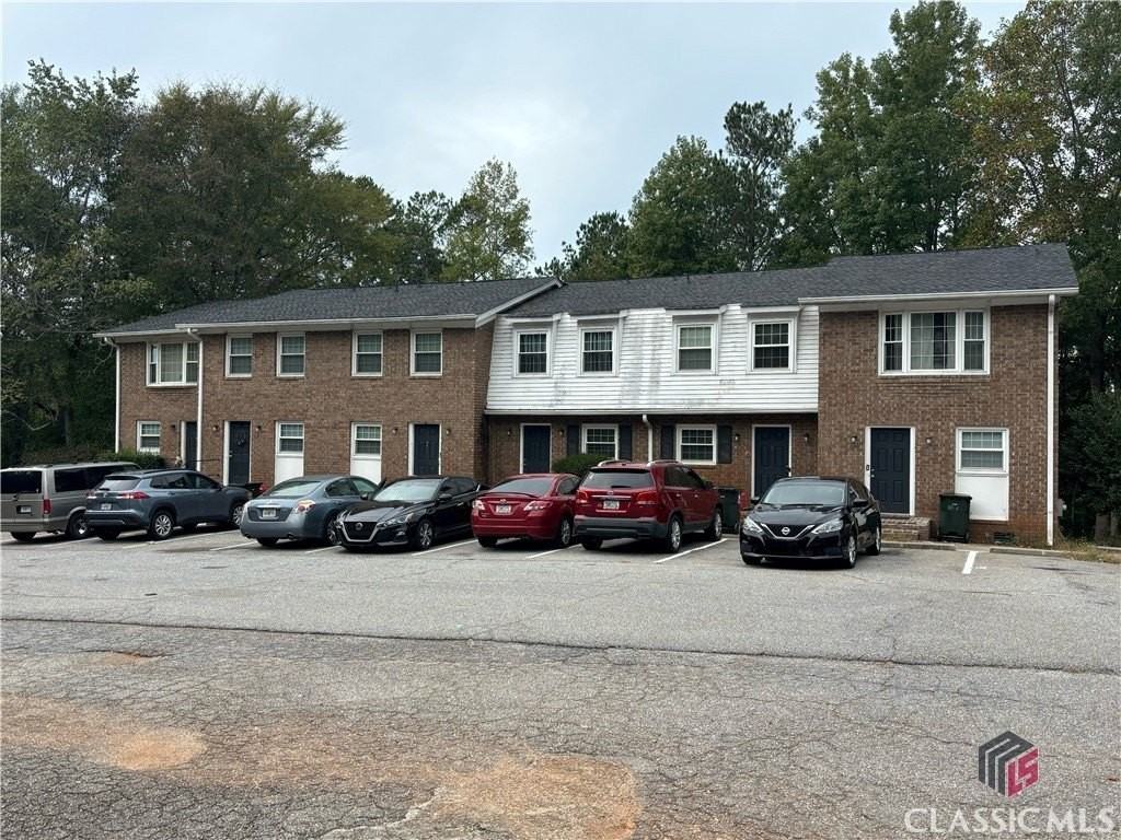 180 Chalfont Ln #6 - Photo 2 of 4