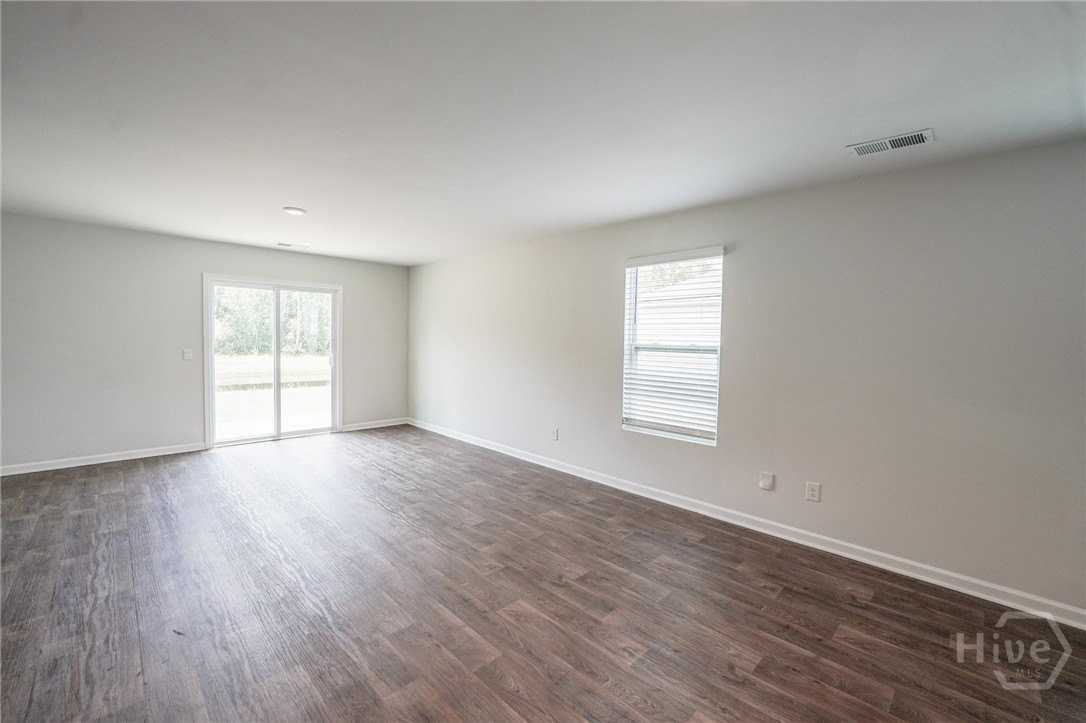 459 Coconut Dr - Photo 5 of 31