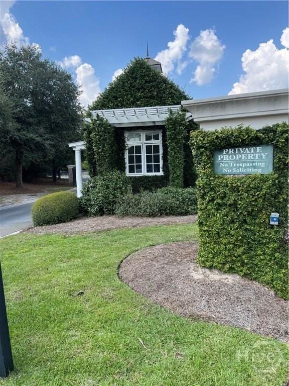 142 Holloway Hl - Photo 2 of 18