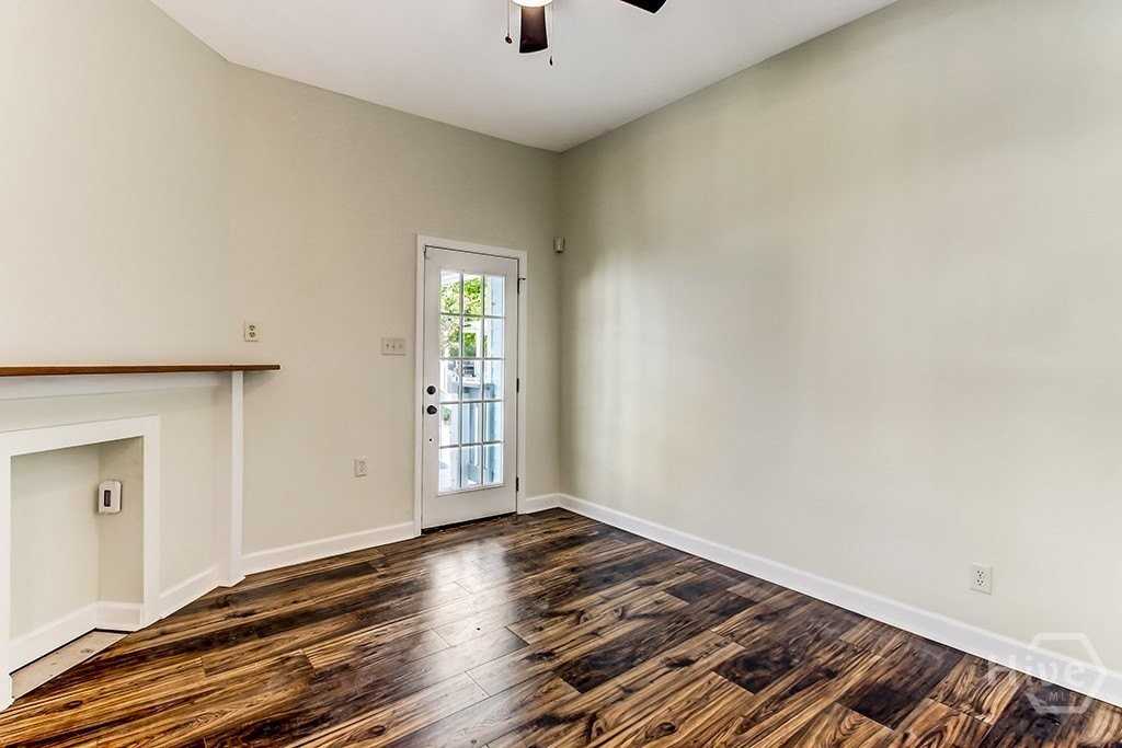 307 W Henry St Unit A #A - Photo 4 of 16