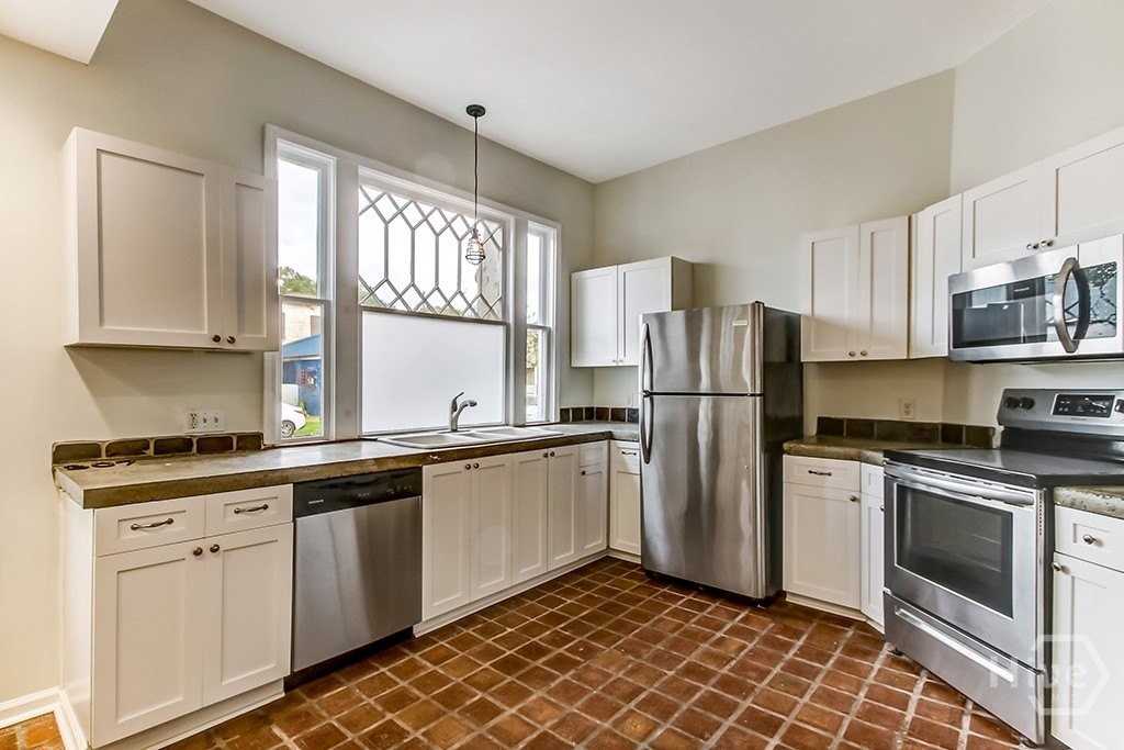 307 W Henry St Unit A #A - Photo 6 of 16