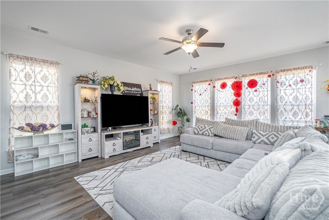 150 Sessile Oak Dr - Photo 2 of 18