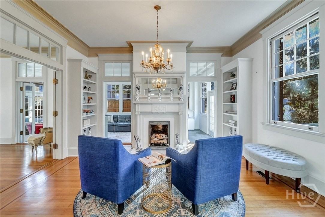 602 E Victory Dr - Photo 5 of 43