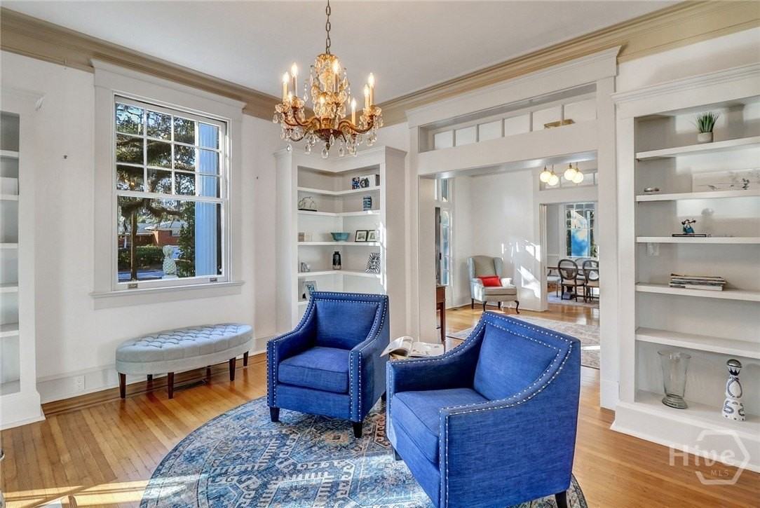 602 E Victory Dr - Photo 6 of 43