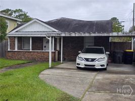 featured image of 807 Bowden St