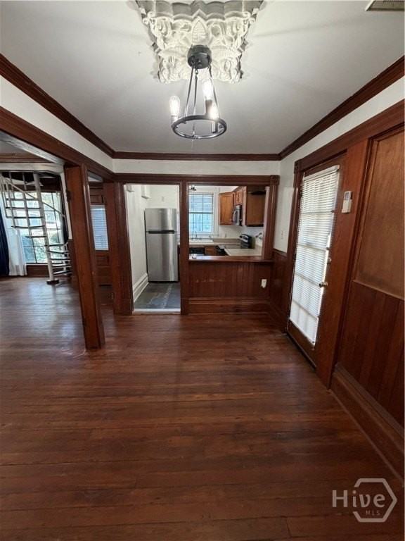 228 E Henry St Apt D #D - Photo 3 of 10