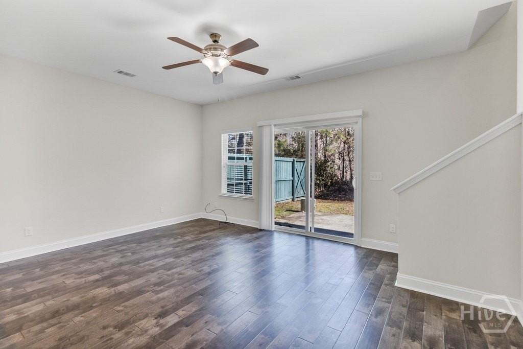 505 Ferguson Ln - Photo 6 of 17