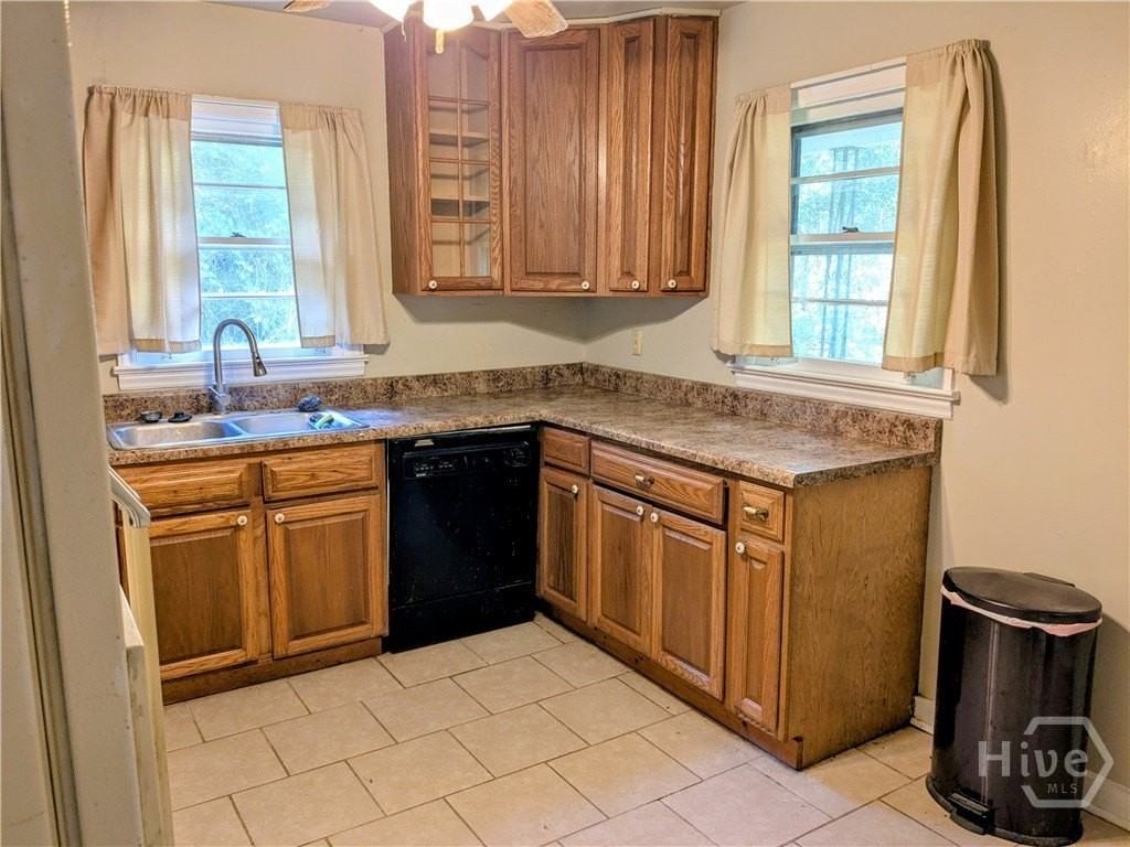 12 Dyches Dr - Photo 5 of 13