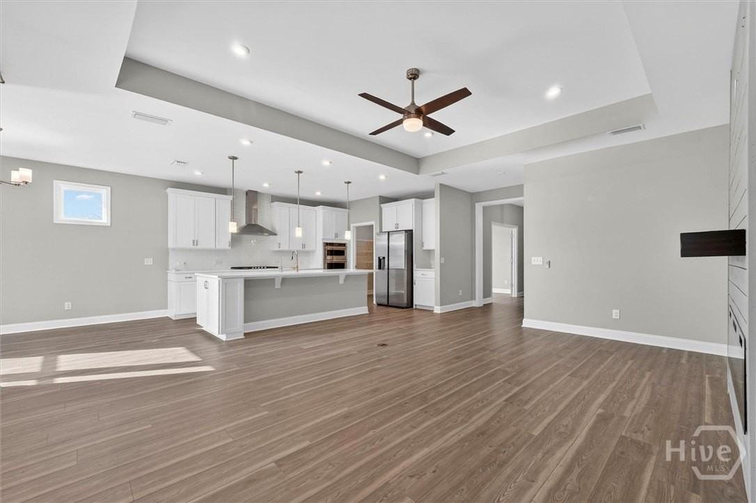 742 Longleaf Dr - Photo 6 of 45