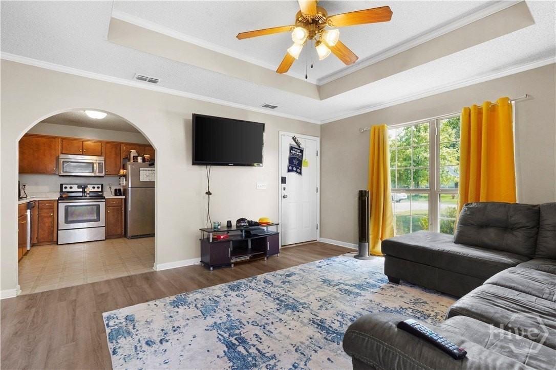 418 Lancaster Loop - Photo 5 of 20