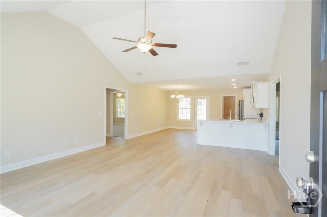 345 Tallulah Bnd - Photo 2 of 25