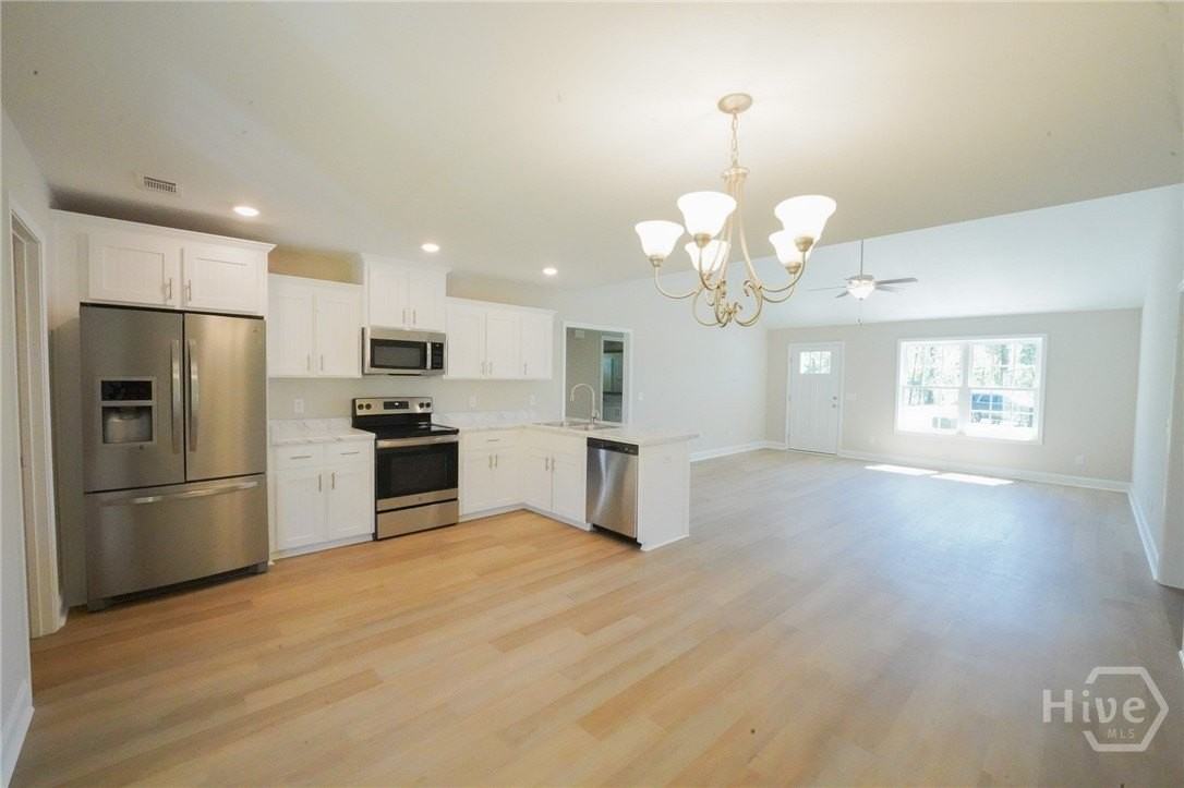 345 Tallulah Bnd - Photo 4 of 25