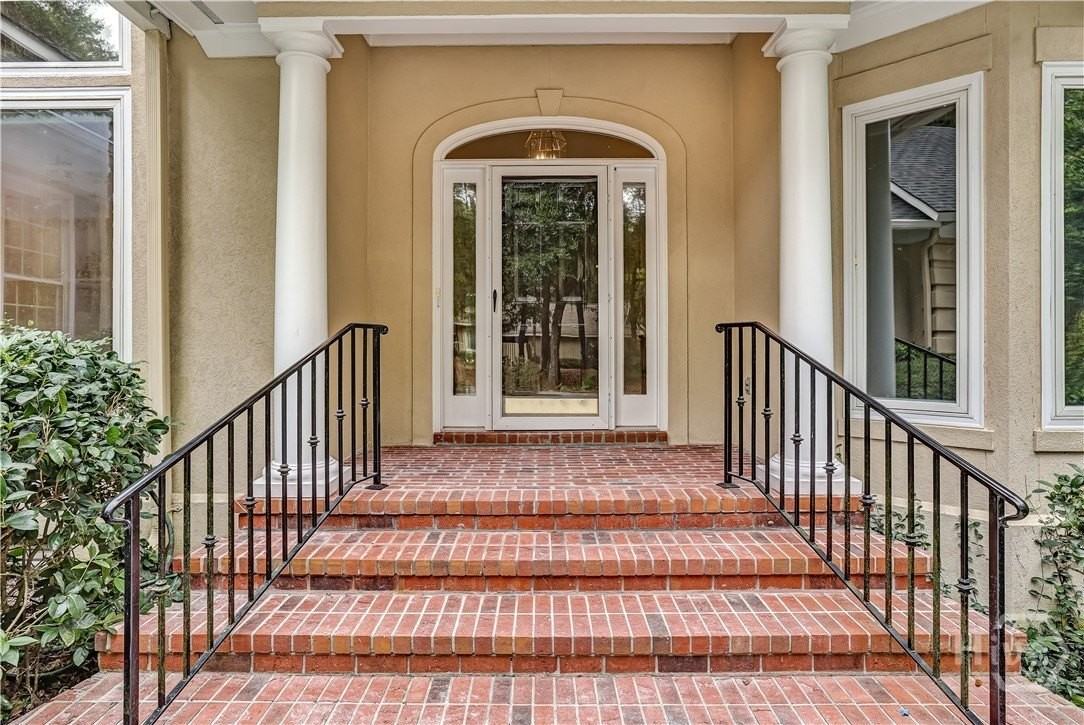 3 Upland Ln - Photo 7 of 50