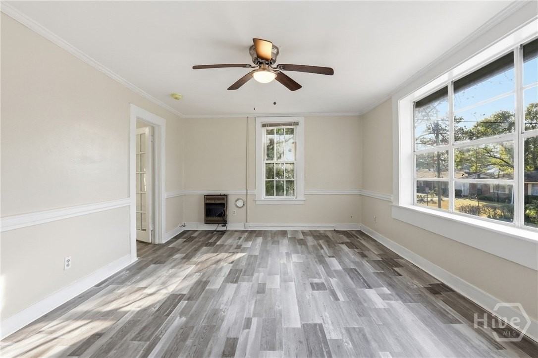 1303 E 33rd Street unit: Upper Carriage House - Photo 6 of 21