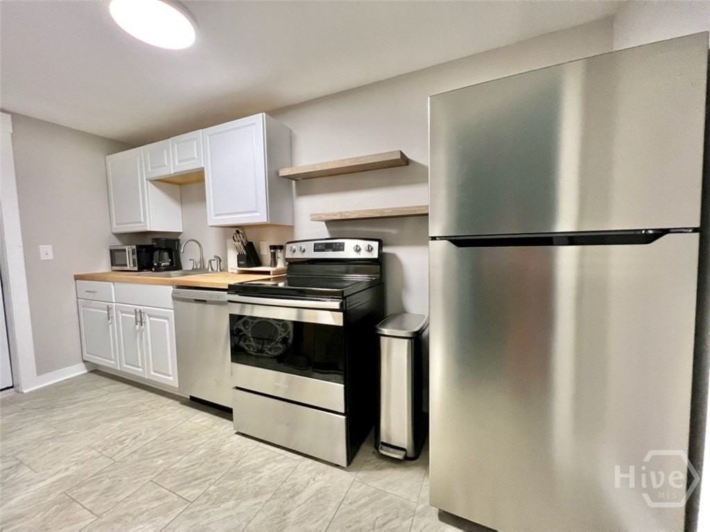 3032 Grenoble St Unit B #B - Photo 6 of 9