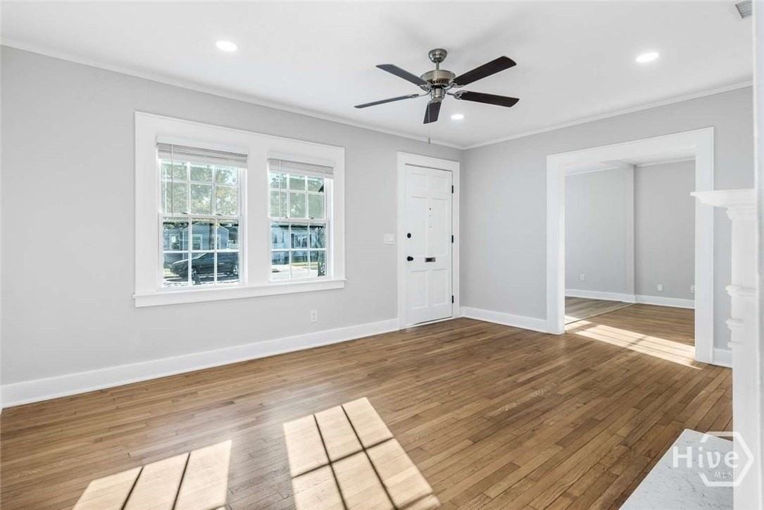 2140 E 42nd St - Photo 6 of 25