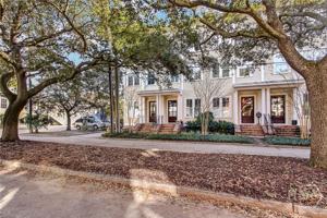 featured image of 712 Tattnall St