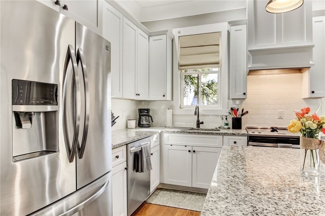 712 Tattnall St - Photo 7 of 39