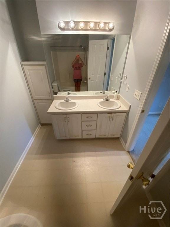 10 Crossing Dr - Photo 6 of 12