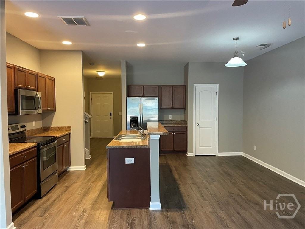 110 Cantle Dr - Photo 2 of 17