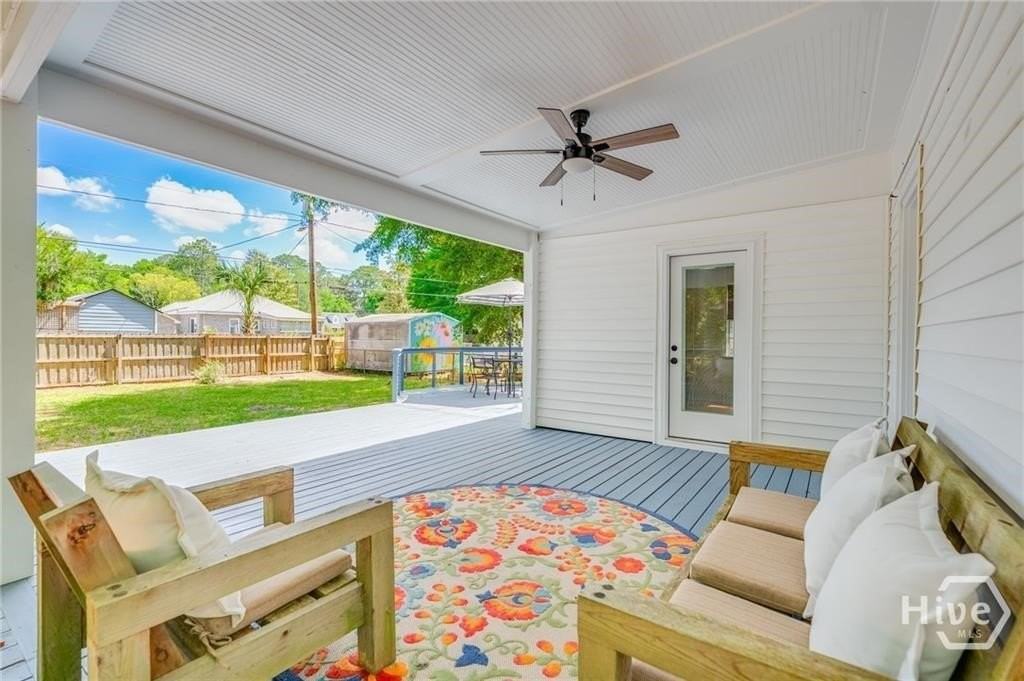 2220 E 38th St - Photo 3 of 12