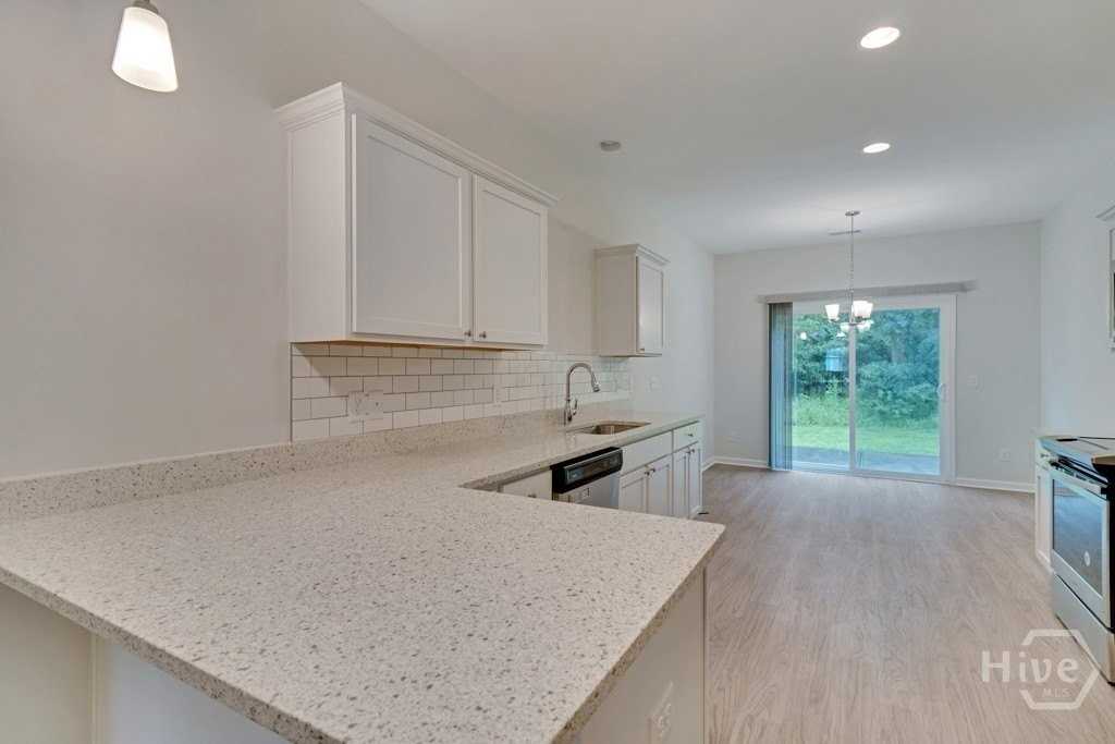 146 Bellasera Way - Photo 6 of 17