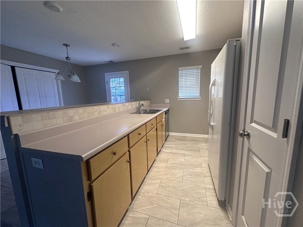 245 Rushing St - Photo 6 of 14