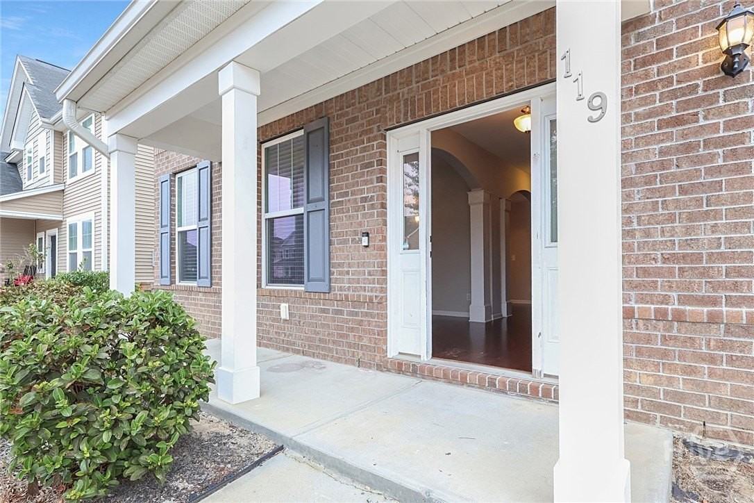 119 Winslow Cir - Photo 7 of 50