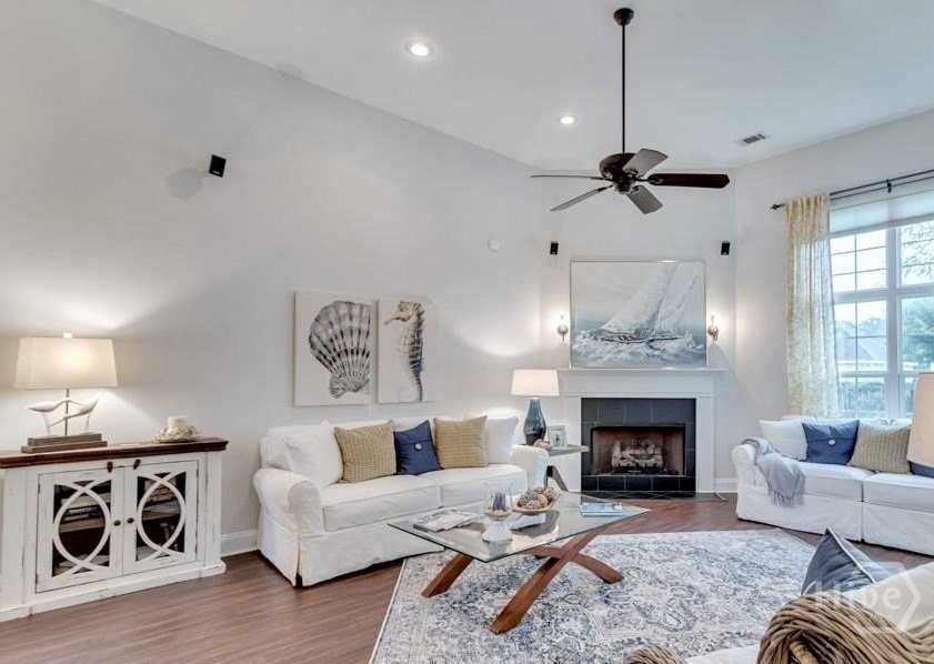 598 Bristol Way - Photo 4 of 16