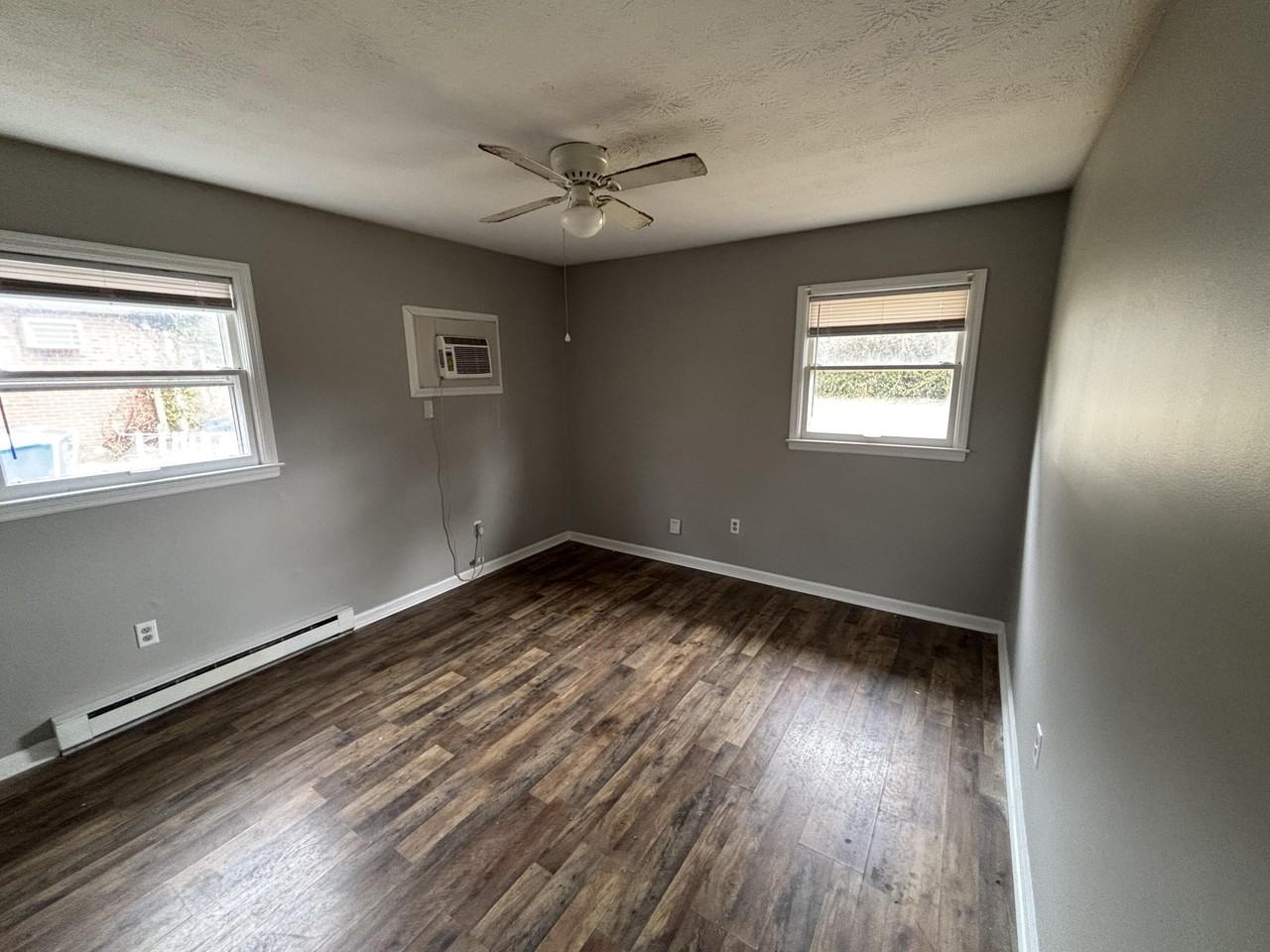 328 Garden Park Dr - Photo 7 of 9