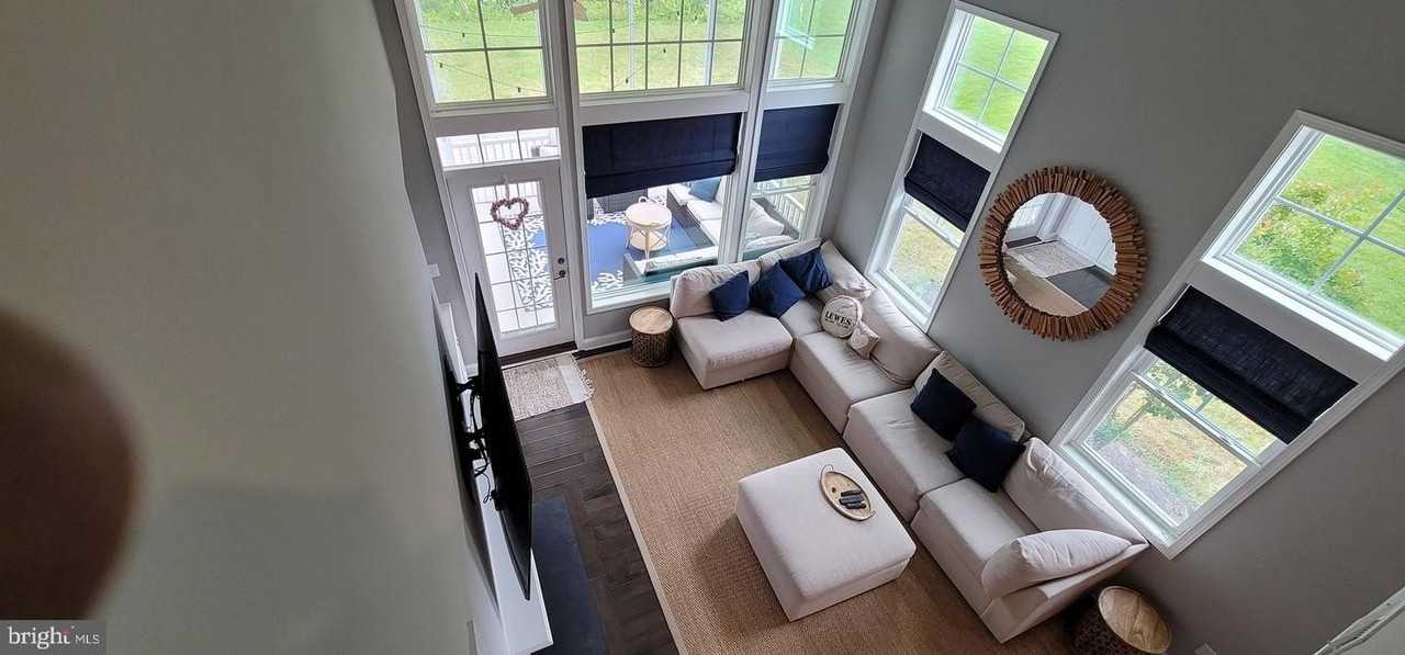 19017 Charlottetown Way - Photo 6 of 29