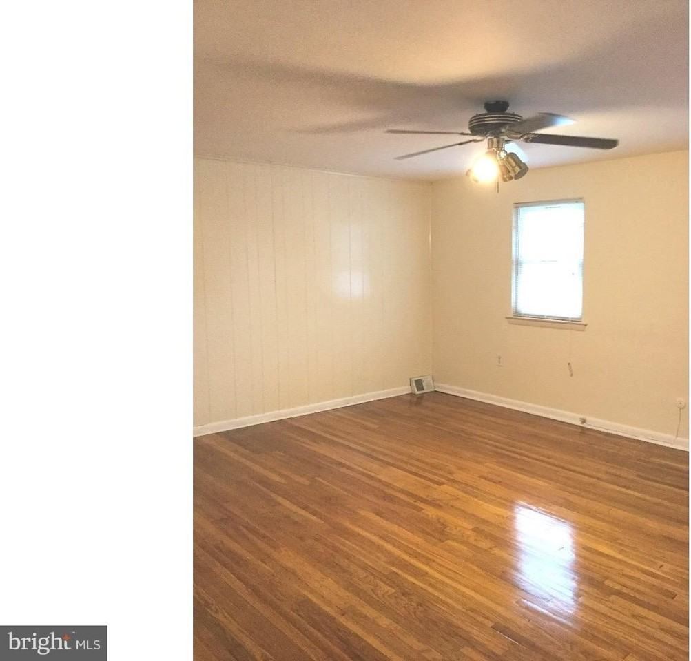 1643 Powell Rd - Photo 7 of 18