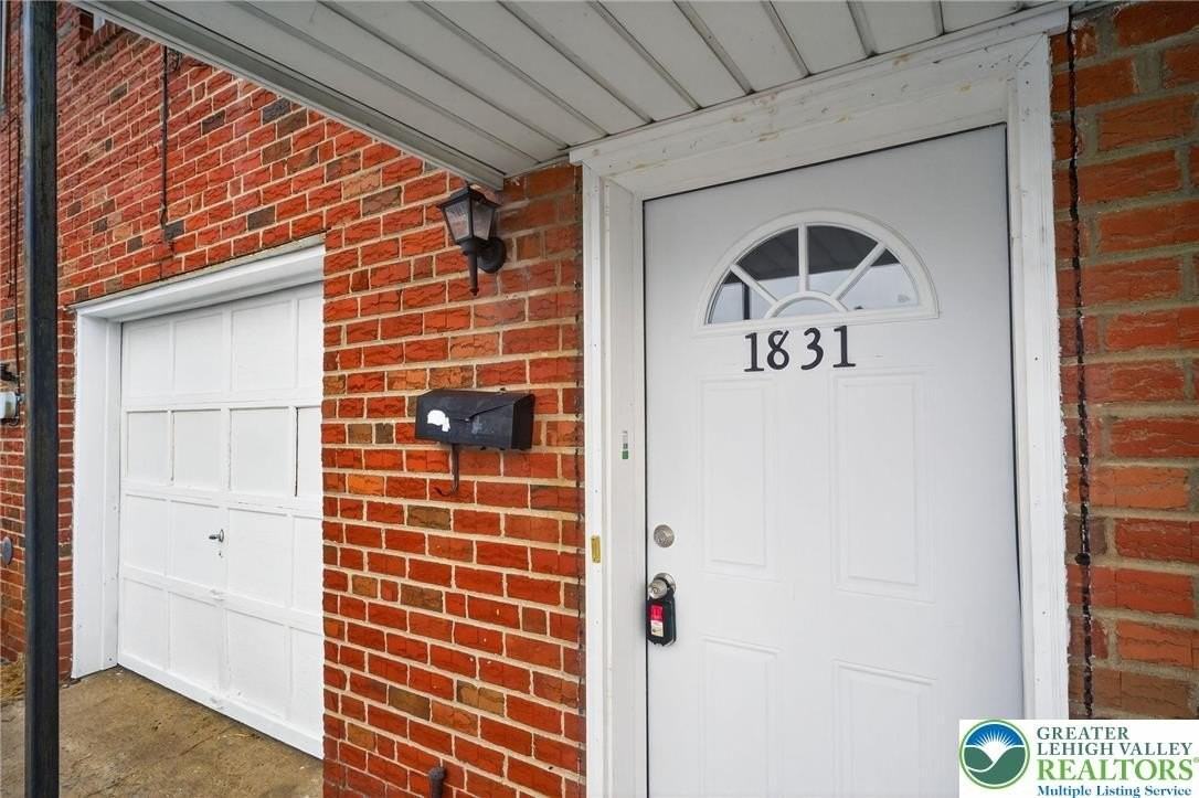 1831 S Church St - Photo 3 of 18