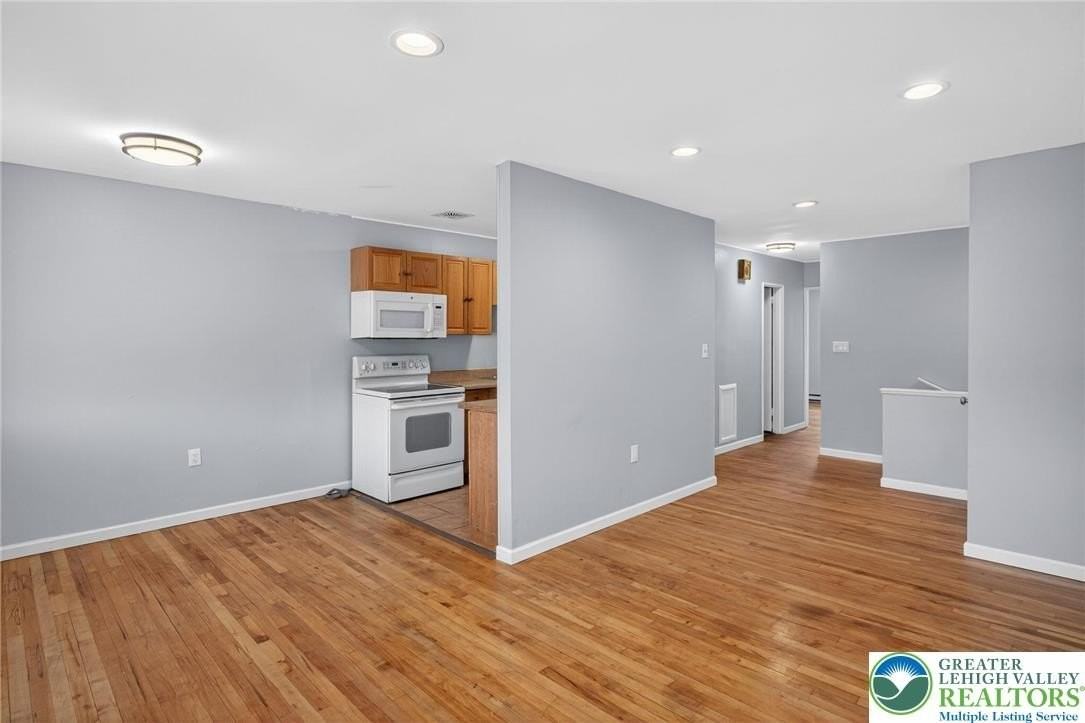 1831 S Church St - Photo 6 of 18