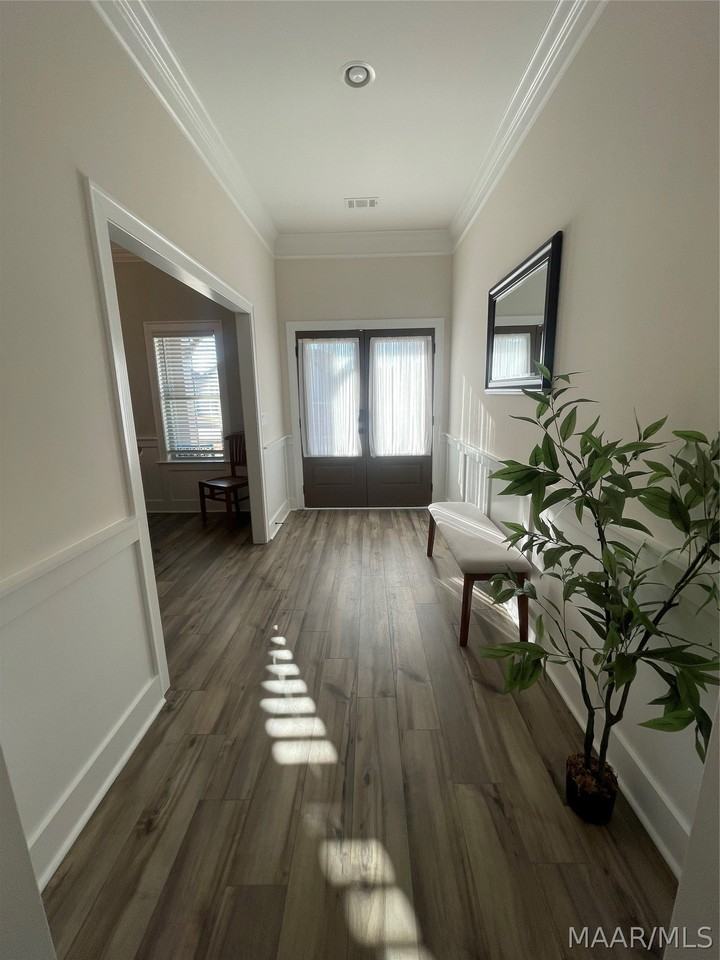 1267 Tullahoma Dr - Photo 2 of 50