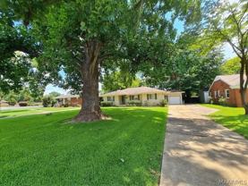 112 Calhoun Rd - Photo 1 of 1