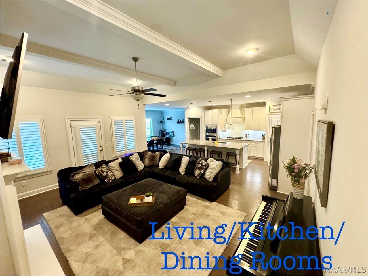 1409 Wildlife Way - Photo 2 of 34