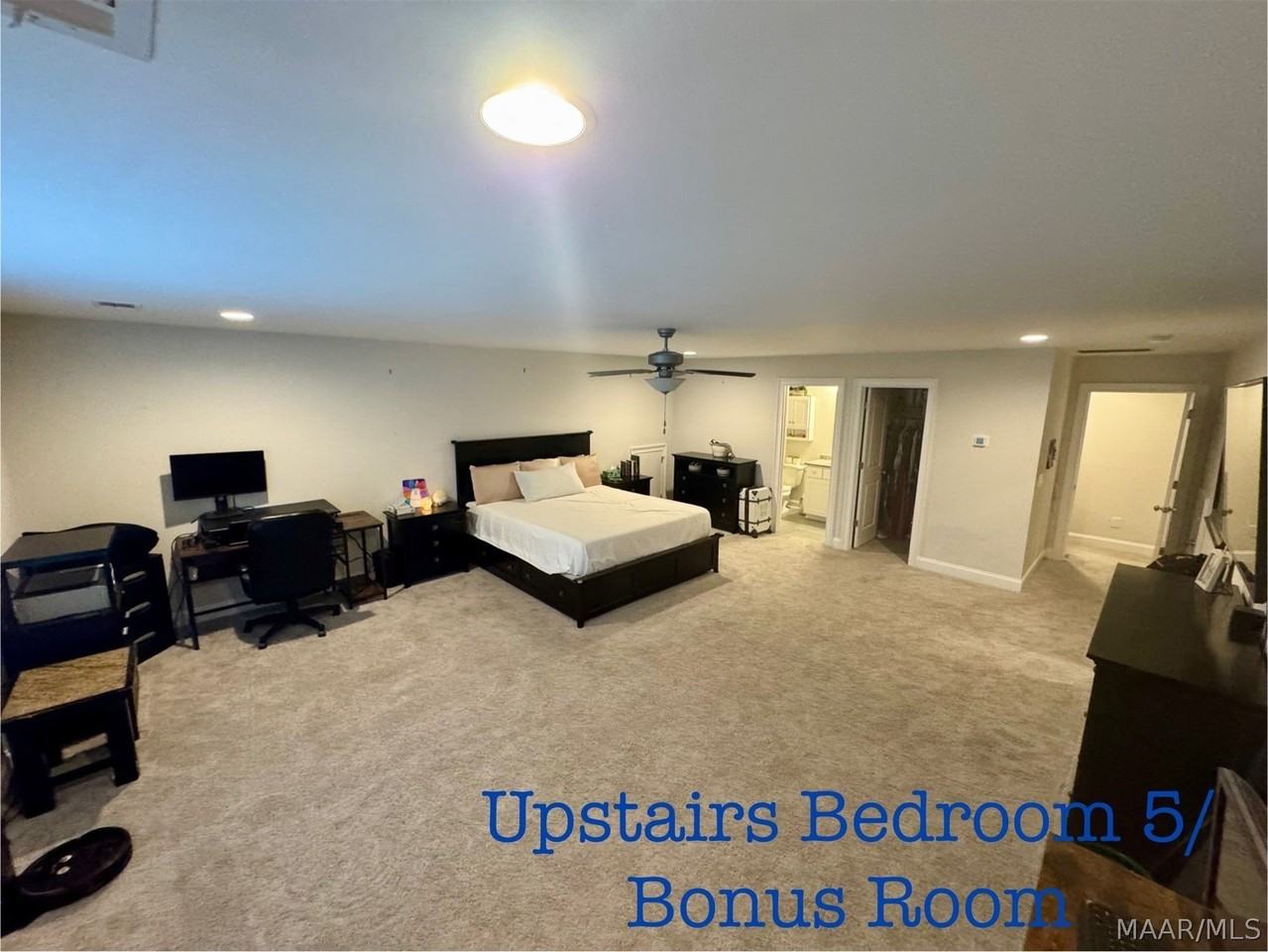 1409 Wildlife Way - Photo 4 of 34