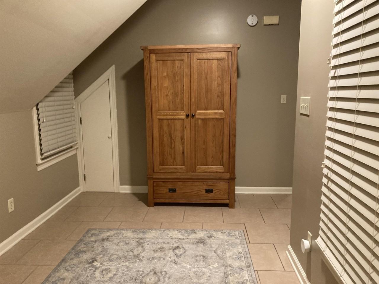 3065 Green Fairway Cv S #1A - Photo 4 of 11