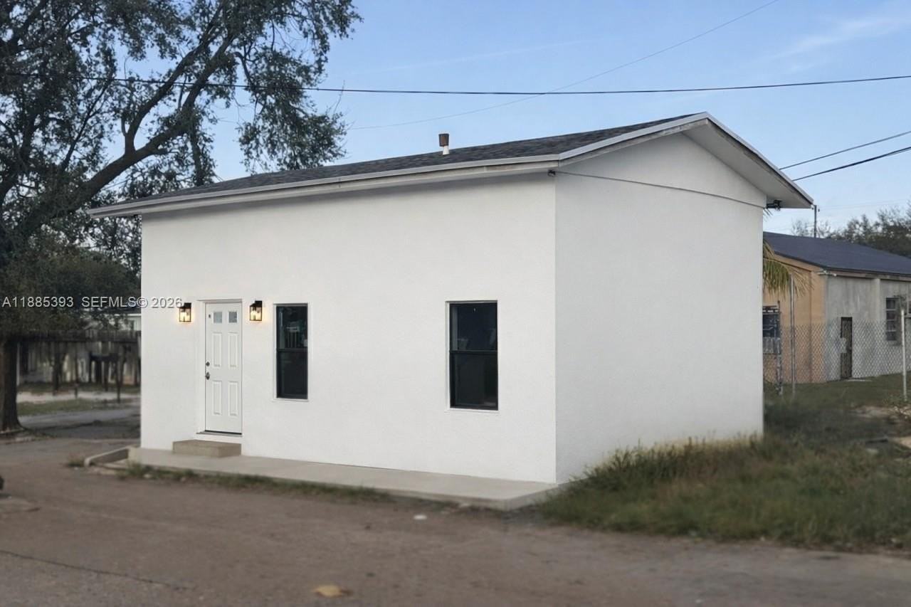 7927 Nw 16th Ave - Photo 2 of 14