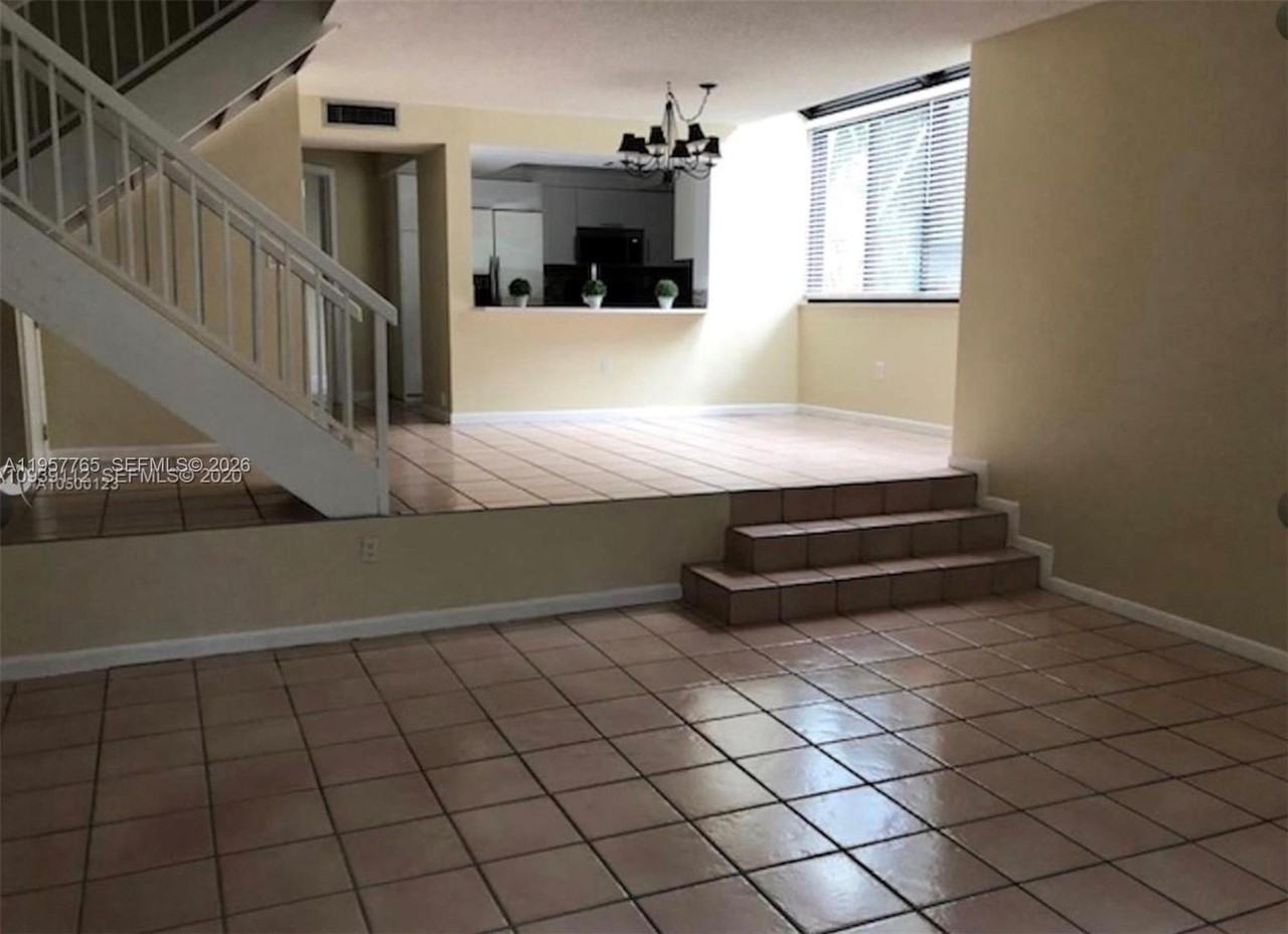 3089 Ne 183rd Ln #89 - Photo 5 of 50