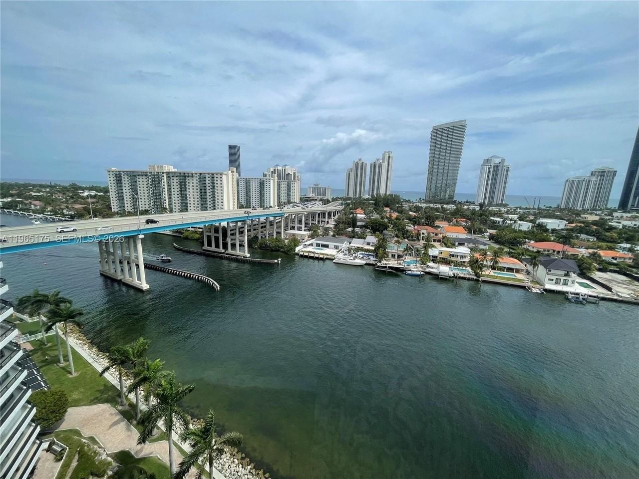 19195 Mystic Pointe Dr #1509