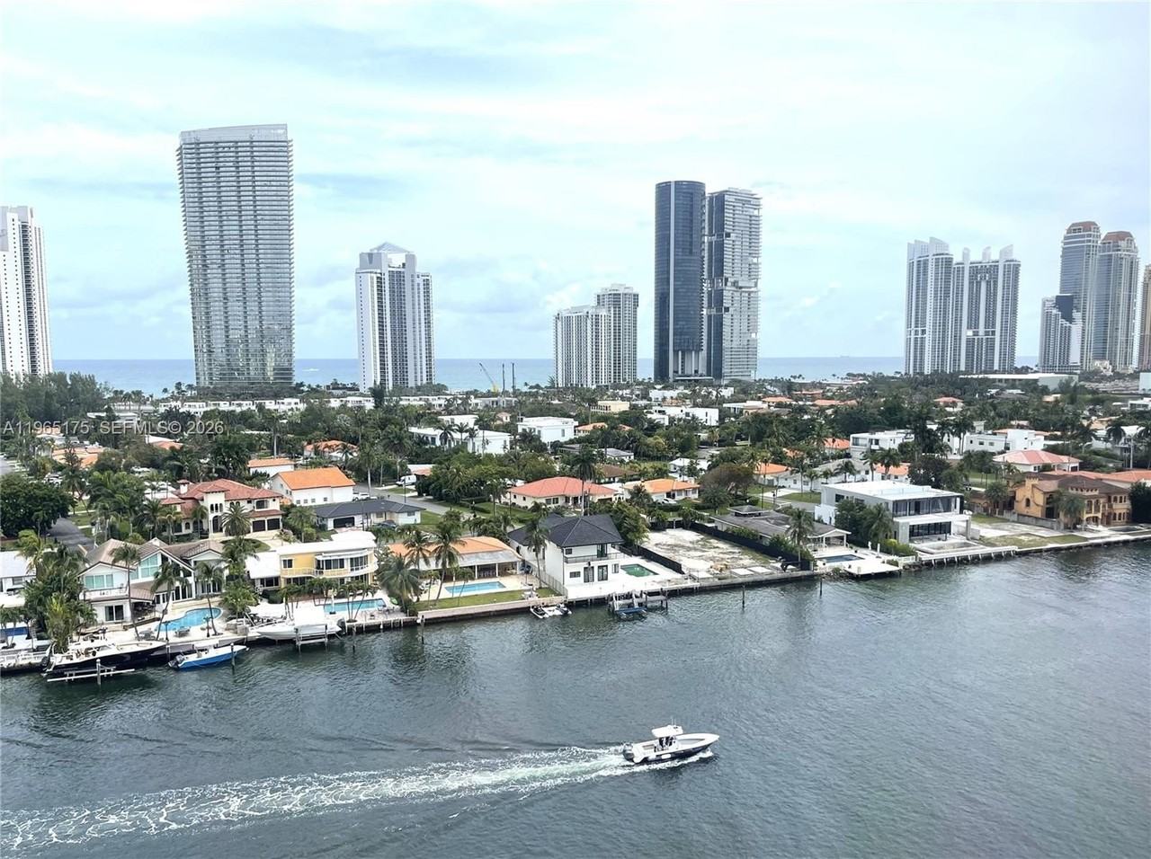 19195 Mystic Pointe Dr #1509 - Photo 3 of 26