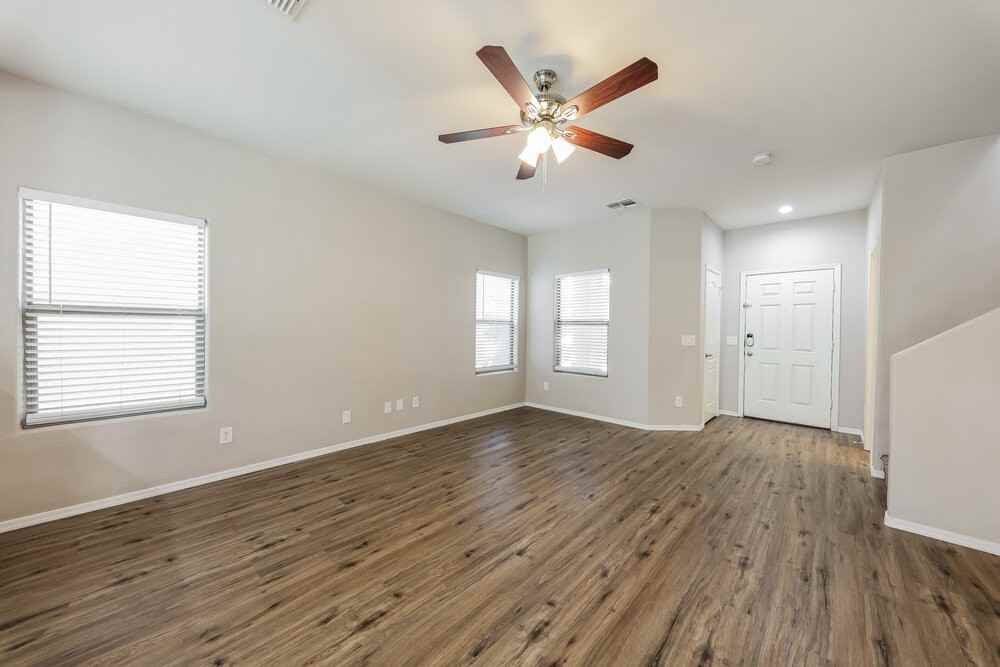 17289 N 184th Ln - Photo 5 of 17