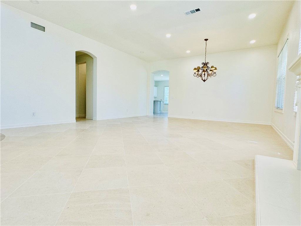 19 Vernon - Photo 6 of 8