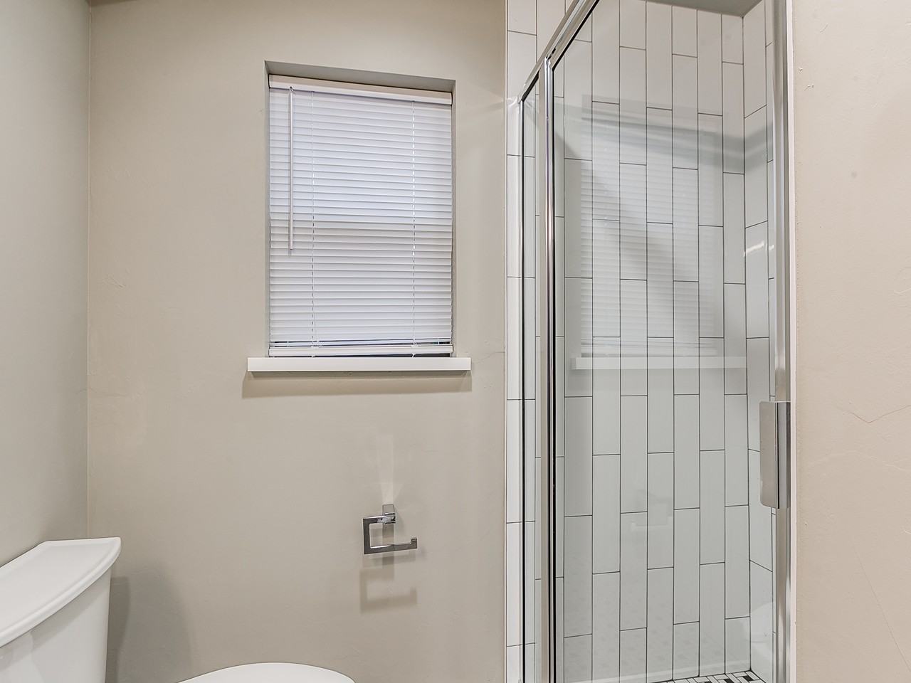 The Vic - West - Photo 5 of 25