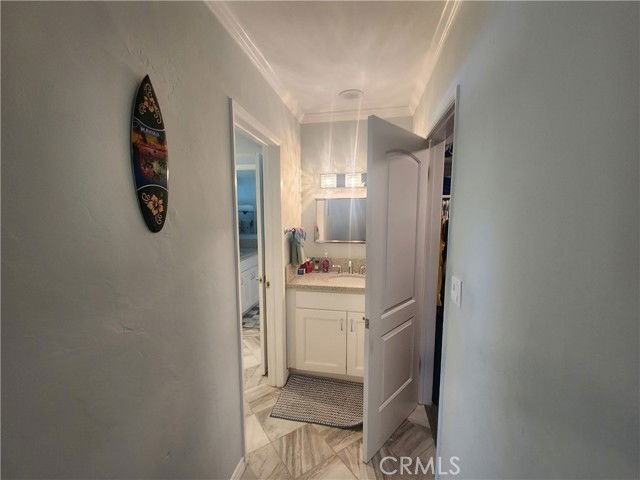 10126 Vanalden Ave - Photo 7 of 8