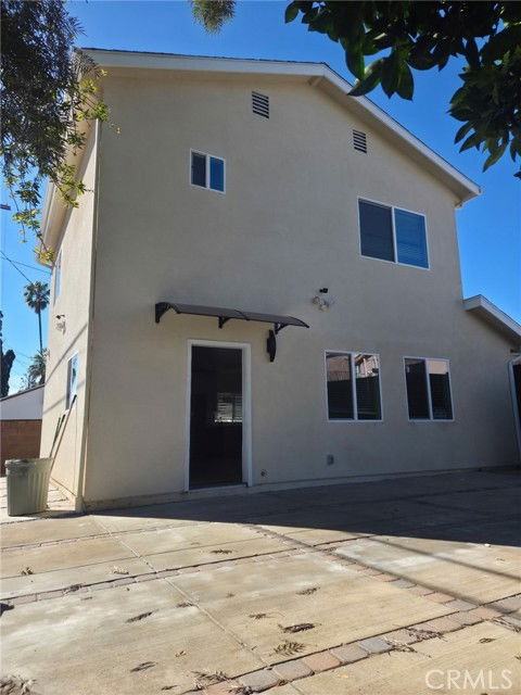 8644 Corbin Ave - Photo 2 of 8