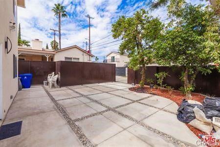 8644 Corbin Ave - Photo 3 of 8