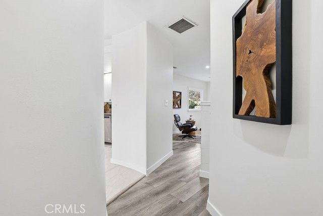 10718 Valley Spring Ln - Photo 6 of 8